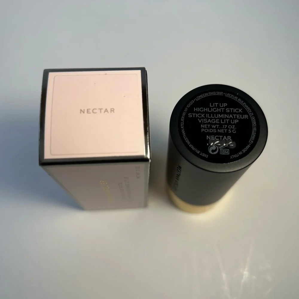 NWT🌷(Nectar) Westman Atelier Baby Cheeks Lips + Cheek Blush Stick